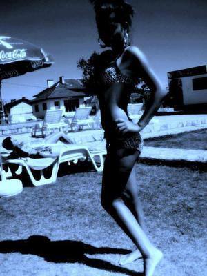 Chelsea, 30 in New Jersey | Younger Adult Woman, Older Men