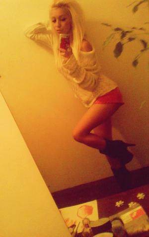 Nicole, age 25, California profile picture