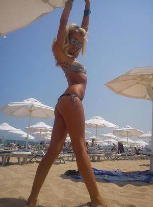 Carmen, age 19, Virginia profile picture