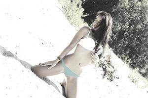 Photo of Sonia (26) from California dating profile