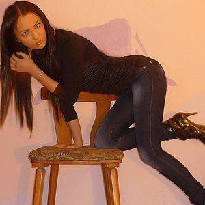 Karina (27) from Ohio | Discreet Casual Encounters