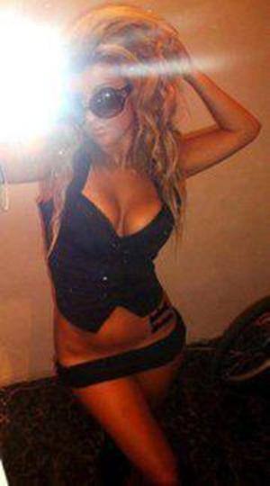 Alexandrea (22) | Quebec Adult Dating and Private Meetups