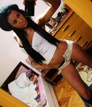 Meet Alexus (20) from California | Explicit Casual Dating