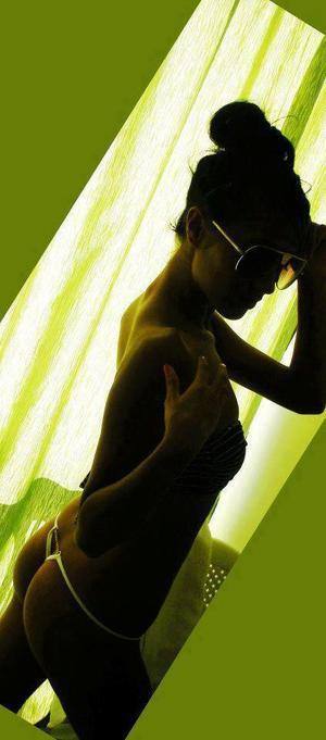 Meet Adeline (24) from North Carolina | Explicit Casual Dating