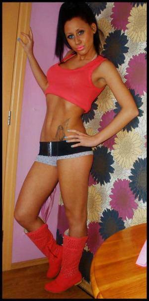 Meet Lyric (29) from Texas | Explicit Casual Dating