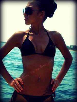 Meet Alana (27) from Alabama | Explicit Casual Dating