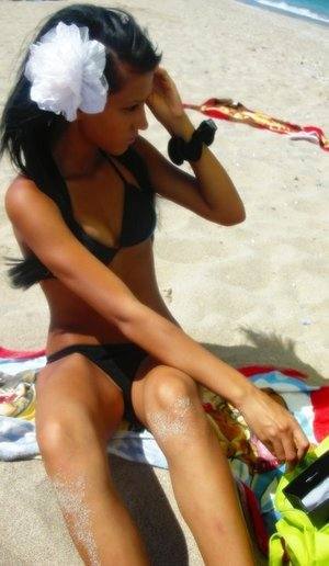 Aleena (26) in Ontario | Direct Adult Encounters
