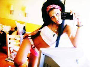 Zaria (19) in Quebec | Direct Adult Encounters