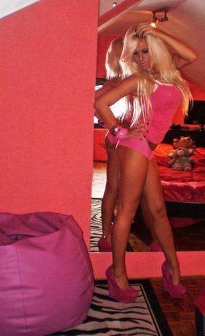 Isabel (27) from West Salem, WI profile image