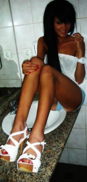 Meet Carmen (26) from Texas | Explicit Casual Dating