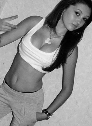 Lauryn, 19, North Carolina | No-Nonsense Hookup Profile