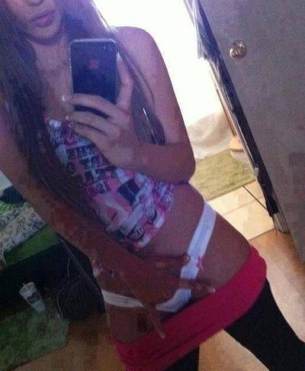 Adult dating profile photo of Carrie (27) in Beaverton, OR