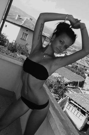 Berenice (25) in California | Direct Adult Encounters