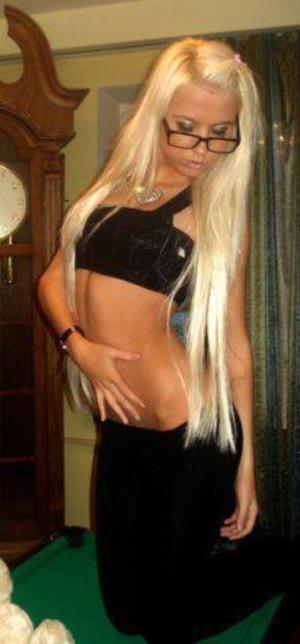 Audrie from Illinois is looking for adult webcam chat