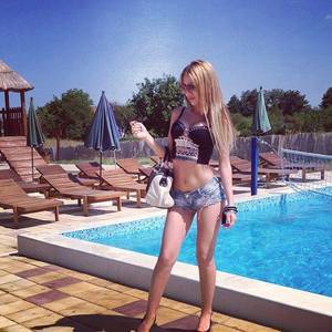 Hildegarde is a cheater looking for a guy like you!