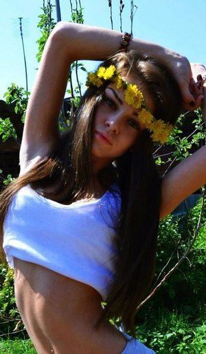 Alla from North Carolina is looking for adult webcam chat