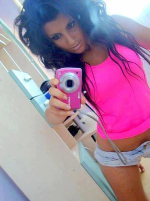 Cathrine from Louisiana is looking for adult webcam chat