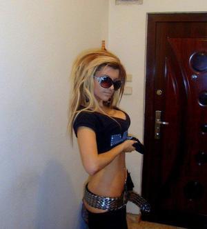Zula from Colorado is looking for adult webcam chat