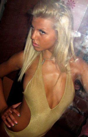 Tonya from Mississippi is looking for adult webcam chat