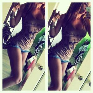 Leonie from Mississippi is looking for adult webcam chat