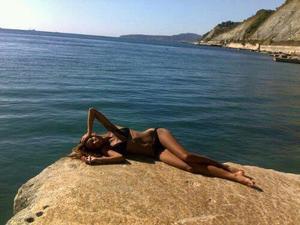 Malvina is a cheater looking for a guy like you!